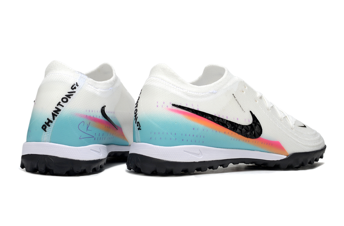 Nike Phantom Luna Turf