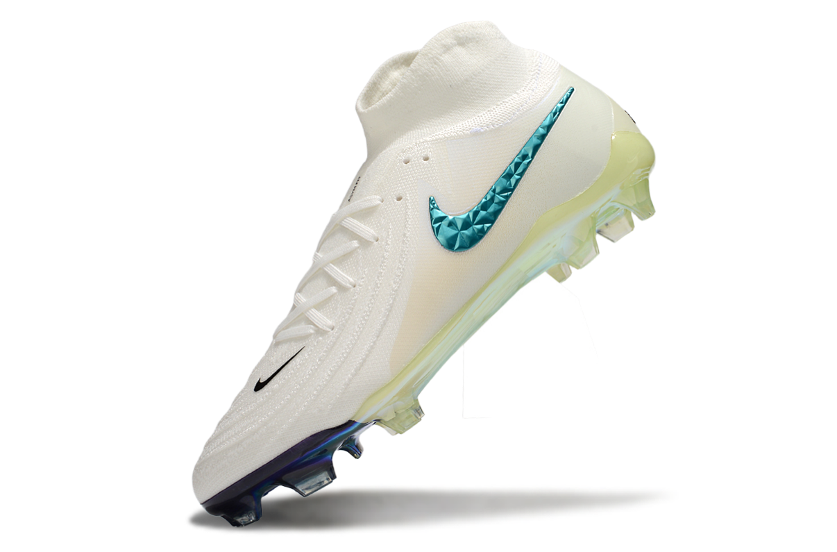 Nike Phantom Luna