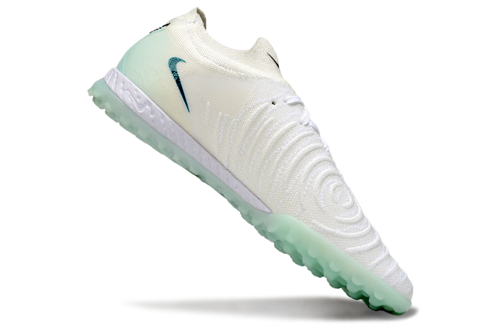 Nike Phantom Luna Turf
