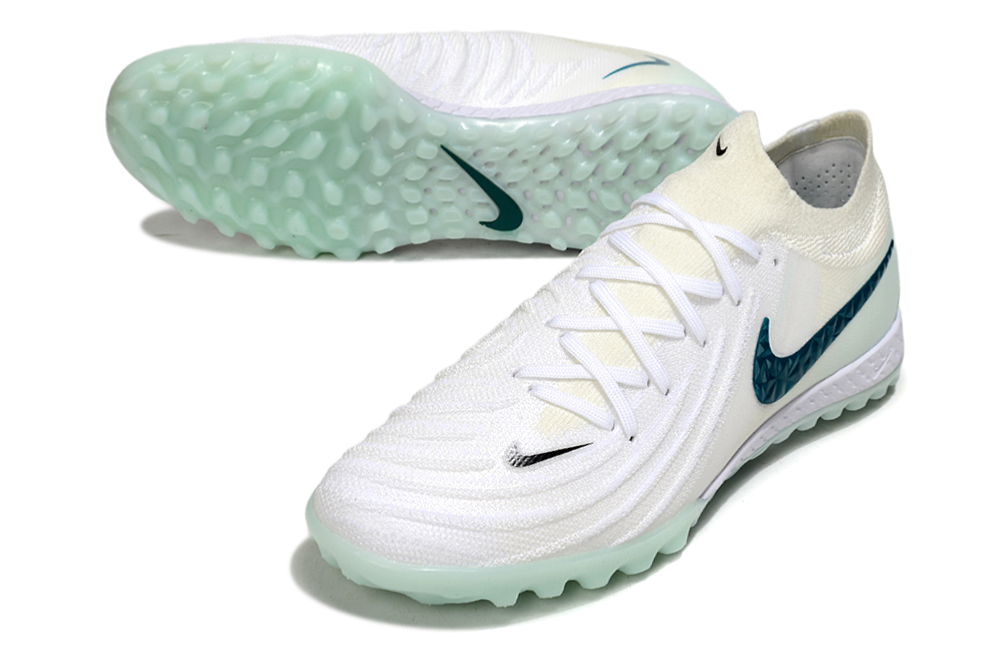Nike Phantom Luna Turf