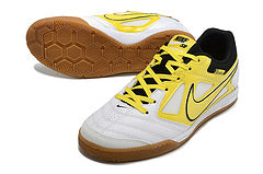Supreme x Nike SB Gato