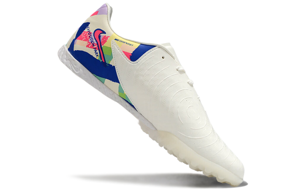 Nike Phantom Luna Turf
