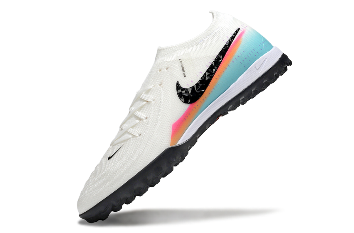 Nike Phantom Luna Turf