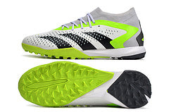 Predator Accuracy Turf
