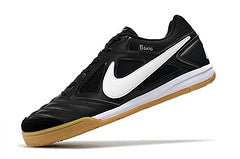 Supreme x Nike SB Gato
