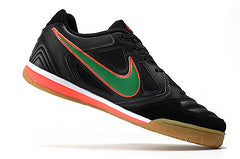 Supreme x Nike SB Gato