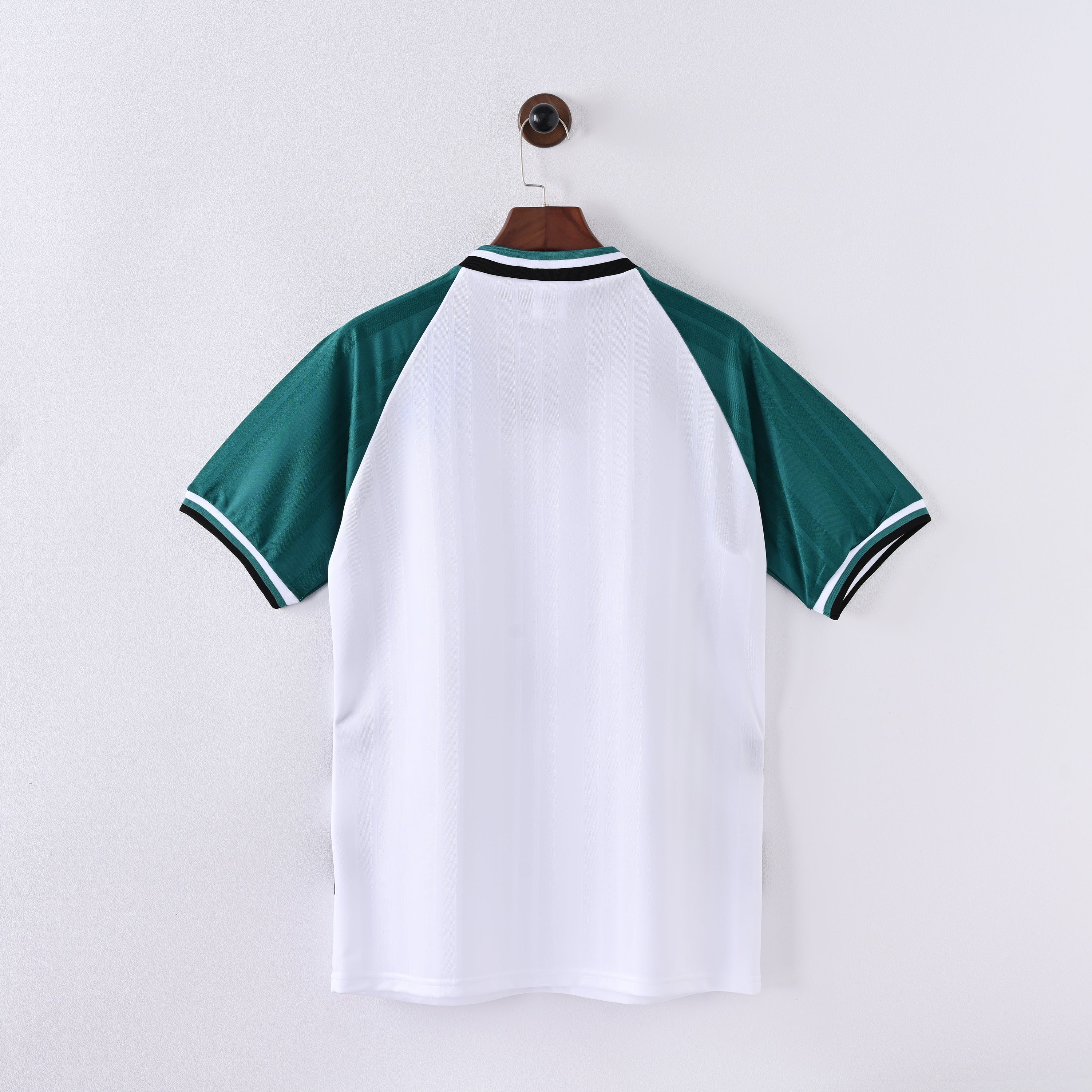 Retro Liverpool FC 1993/95 Jersey