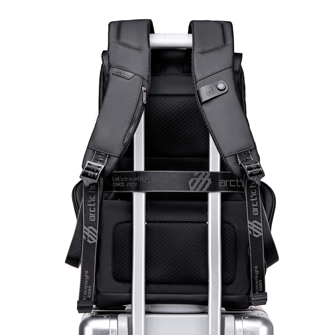 Arctic hunter SD428