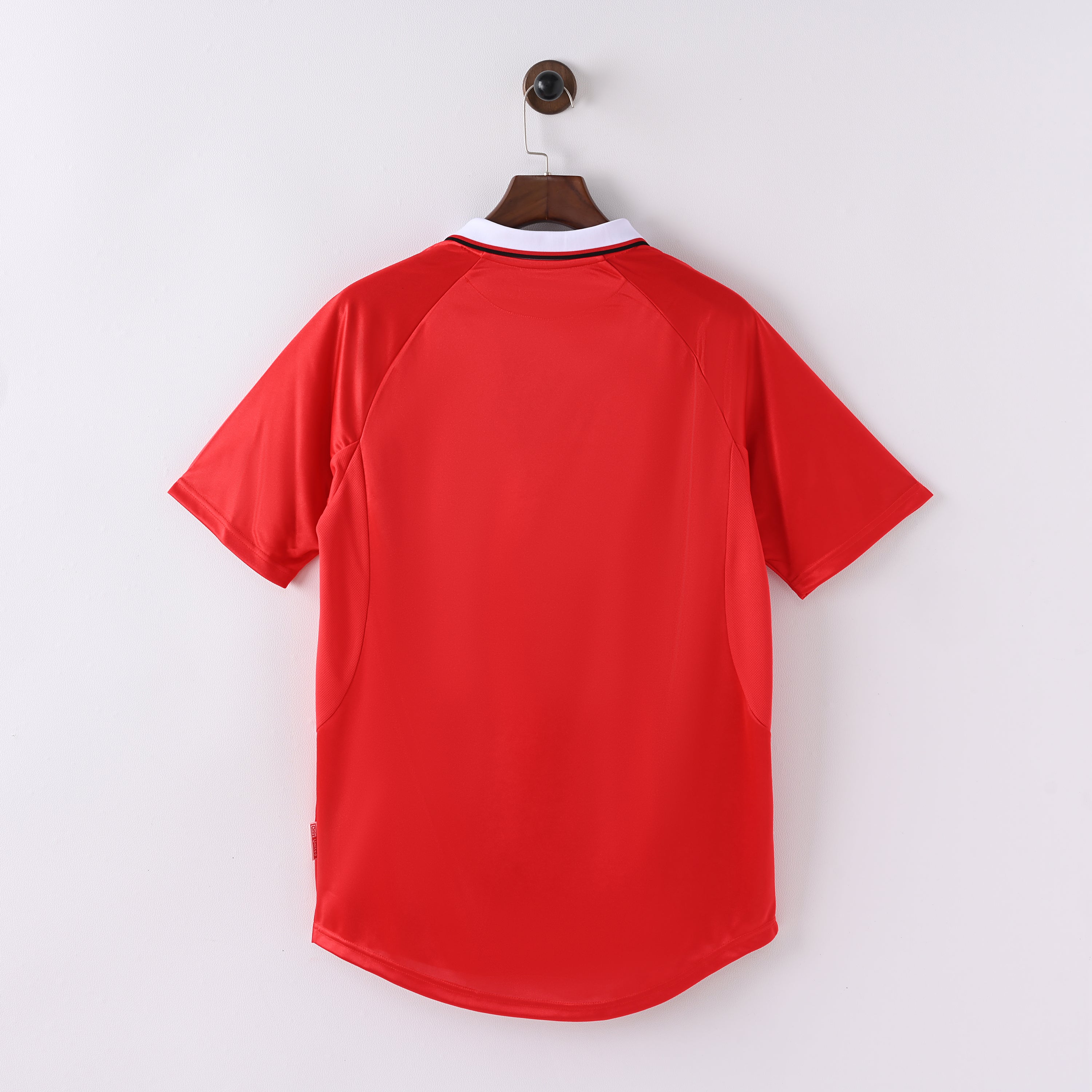 Retro Manchester United 1999/00 Jersey