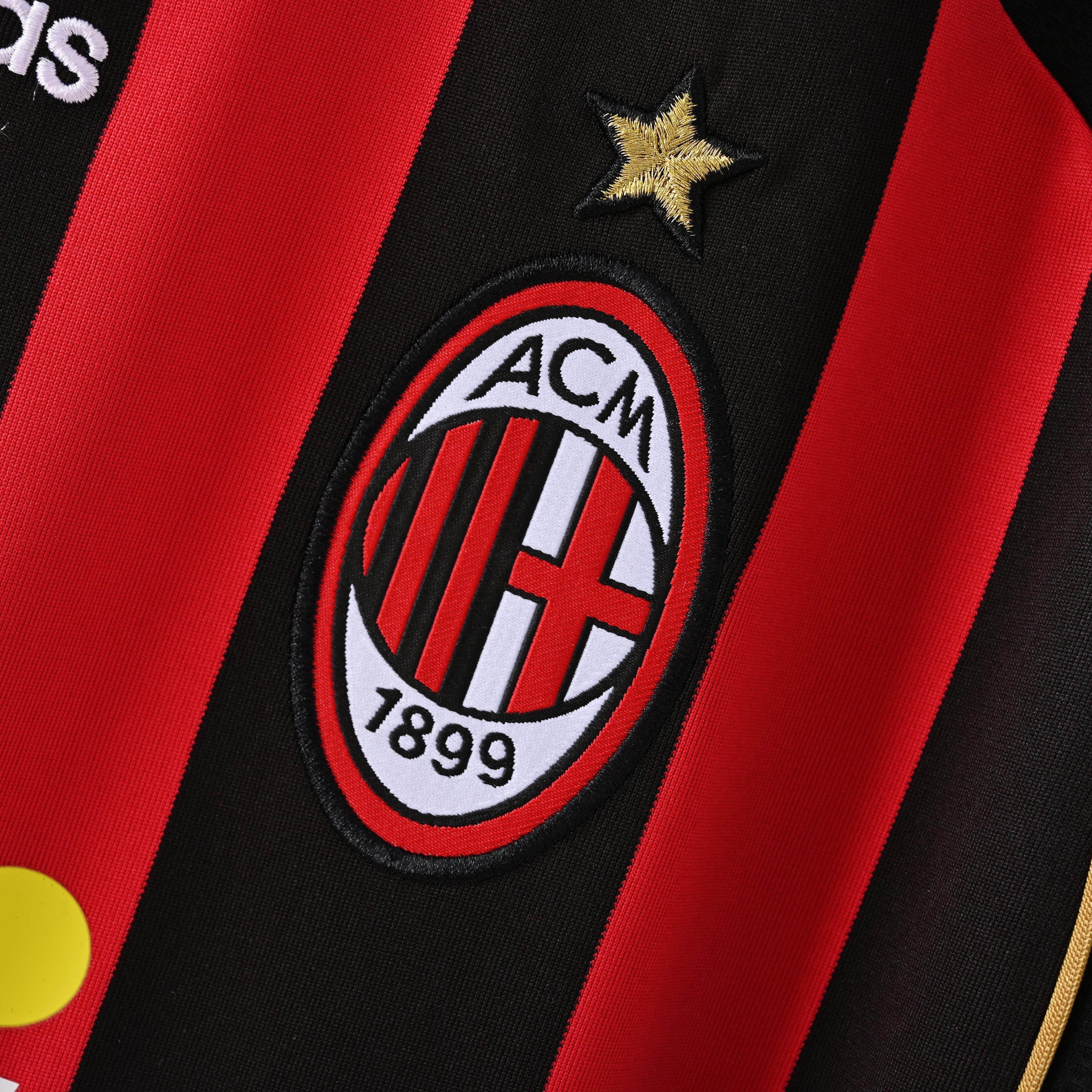 Retro AC Milan 2006/07 Jersey