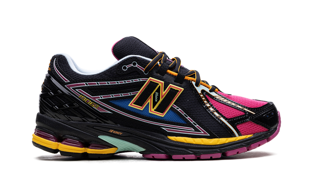 New Balance 1906R Black/Pink