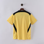 Retro Liverpool FC 2004/05 Jersey