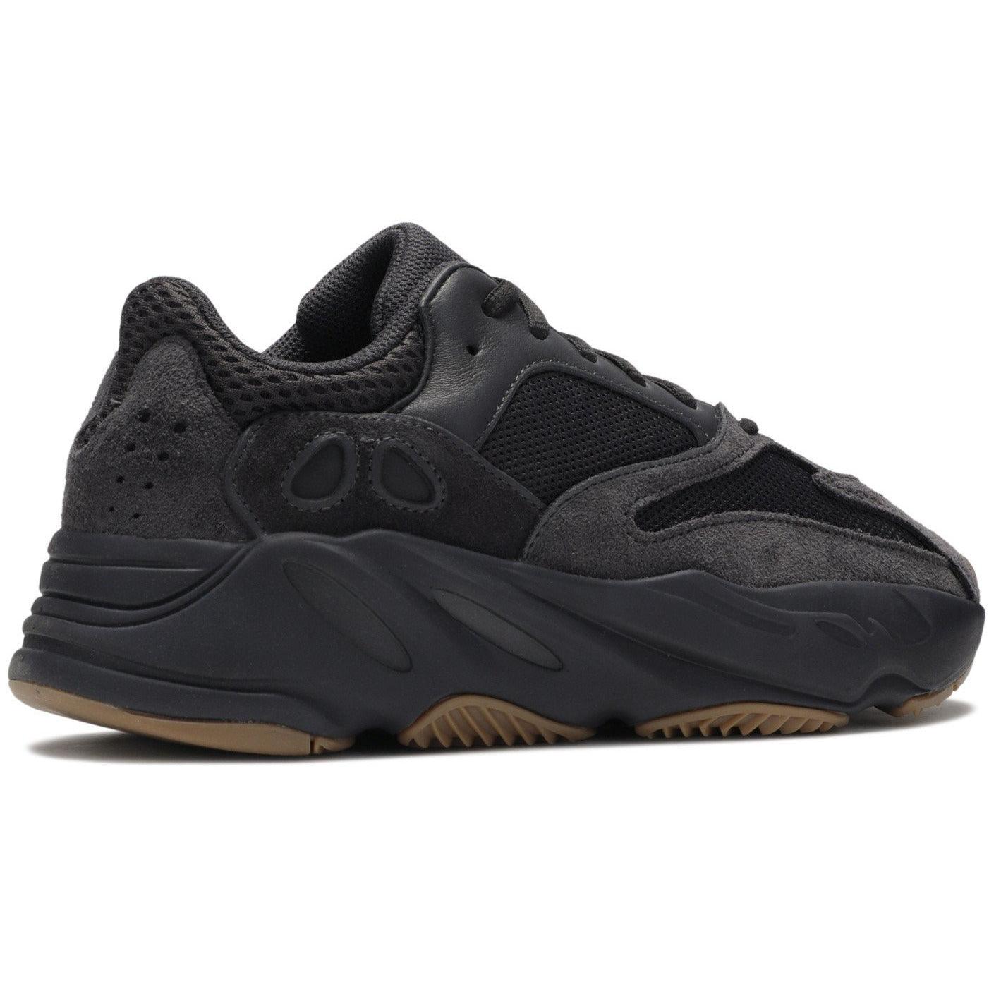Yeezy 700 Utility Black