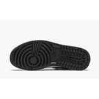 Air Jordan 1 Retro High Satin Snake Chicago