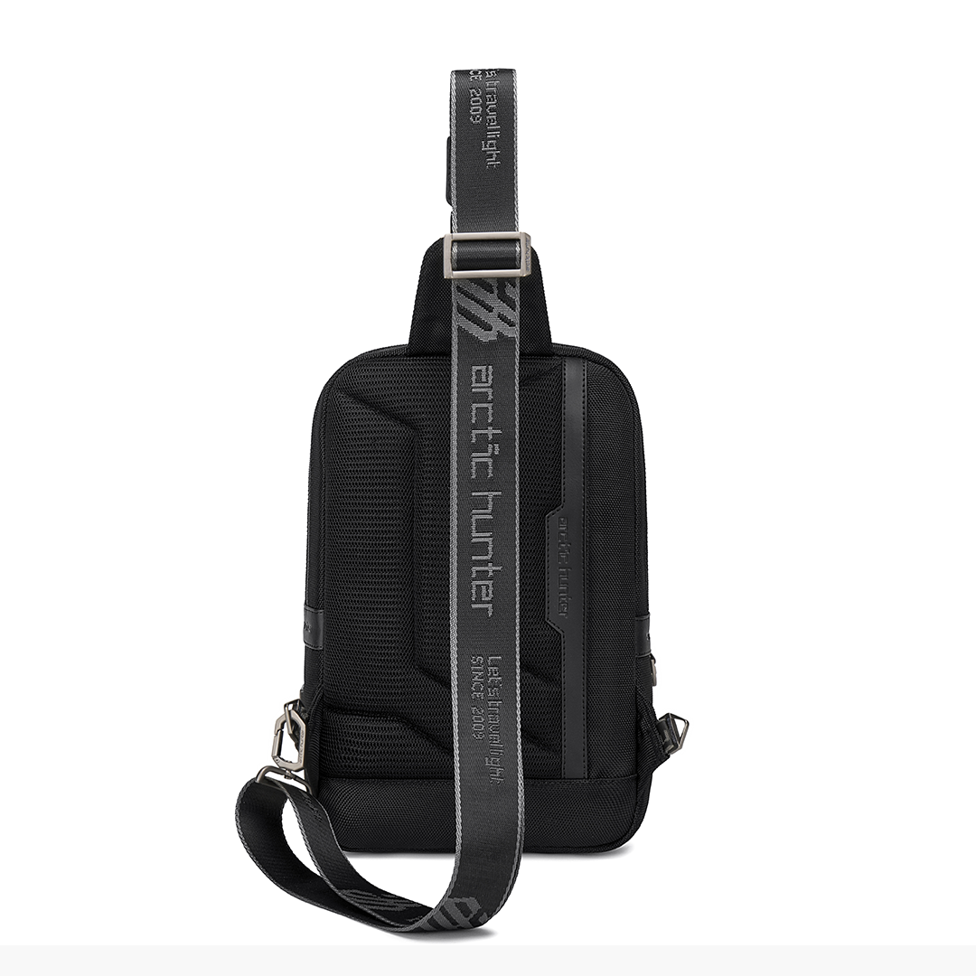 Arctic hunter SP116