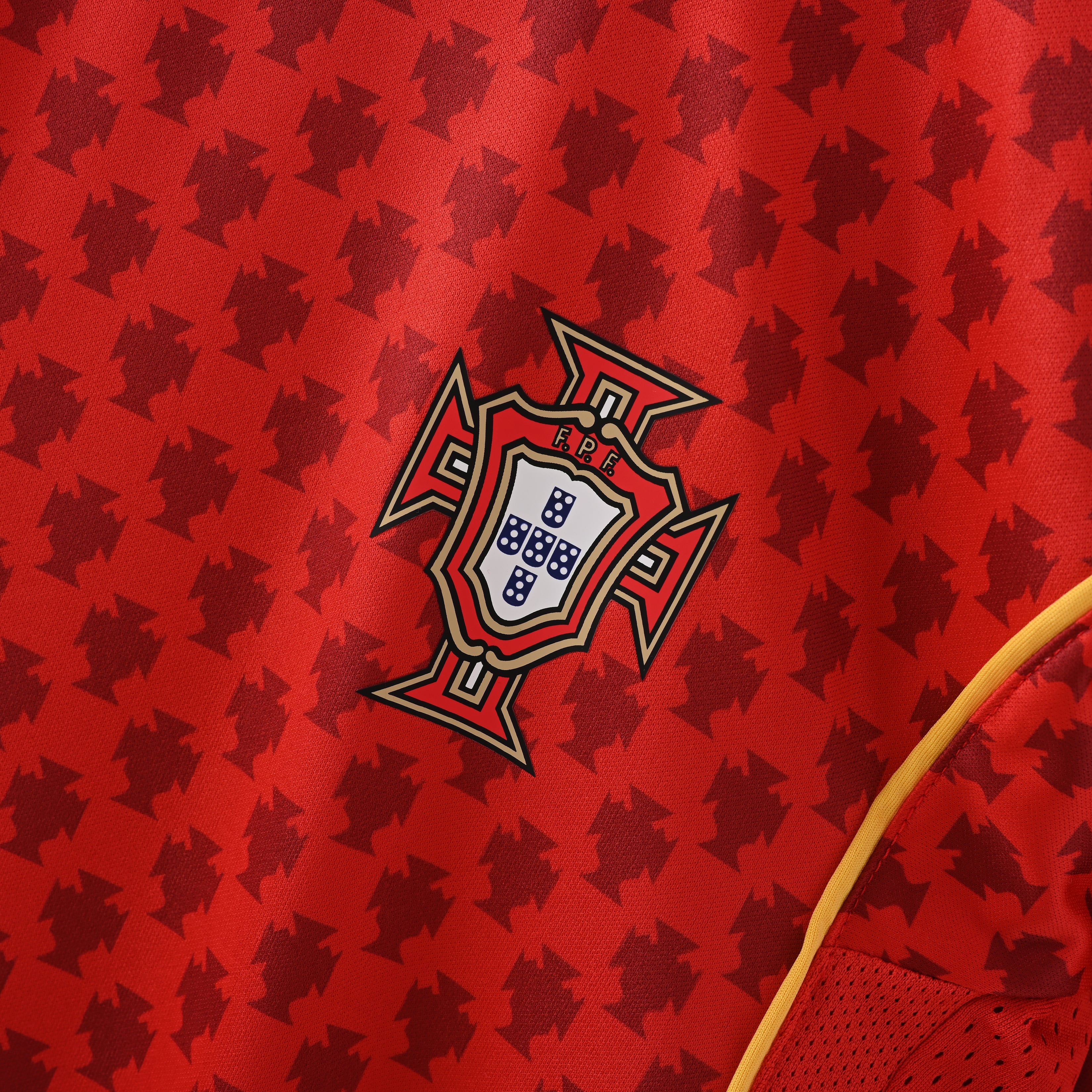 Retro Portugal 2004 Jersey