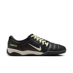 Nike Total 90 Men's Shoes