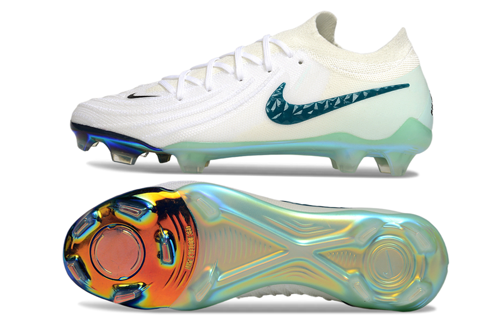 Nike Phantom Luna