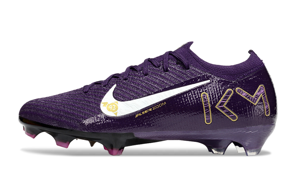Kylian Mbappé Mercurial Vapor 16