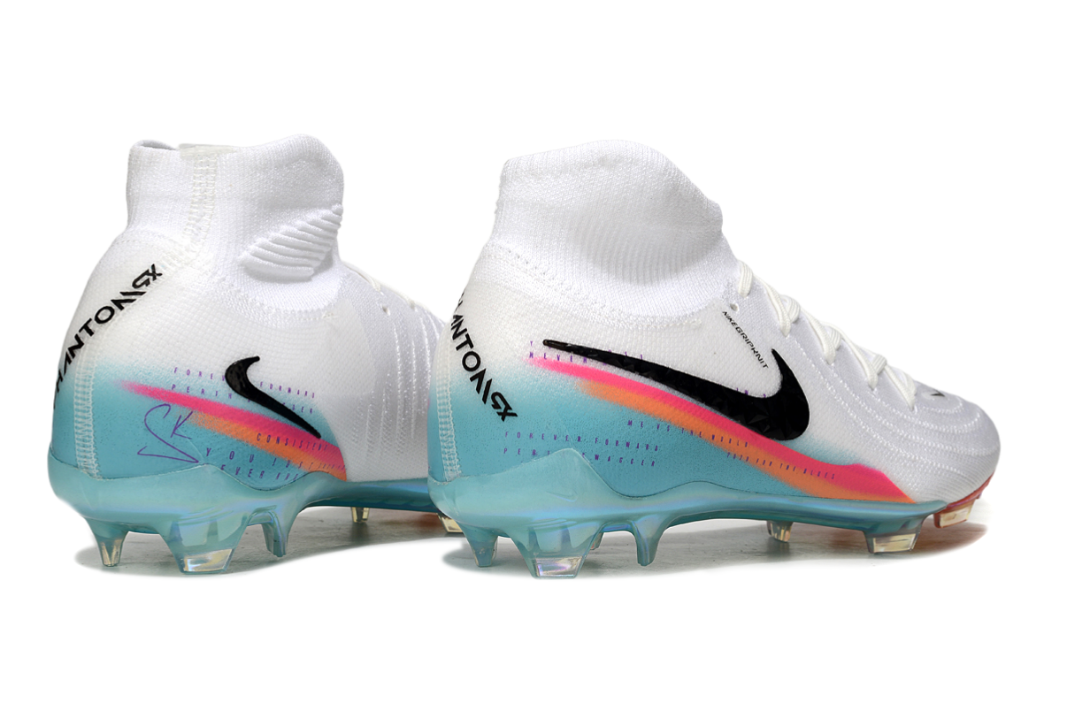 Nike Phantom Luna