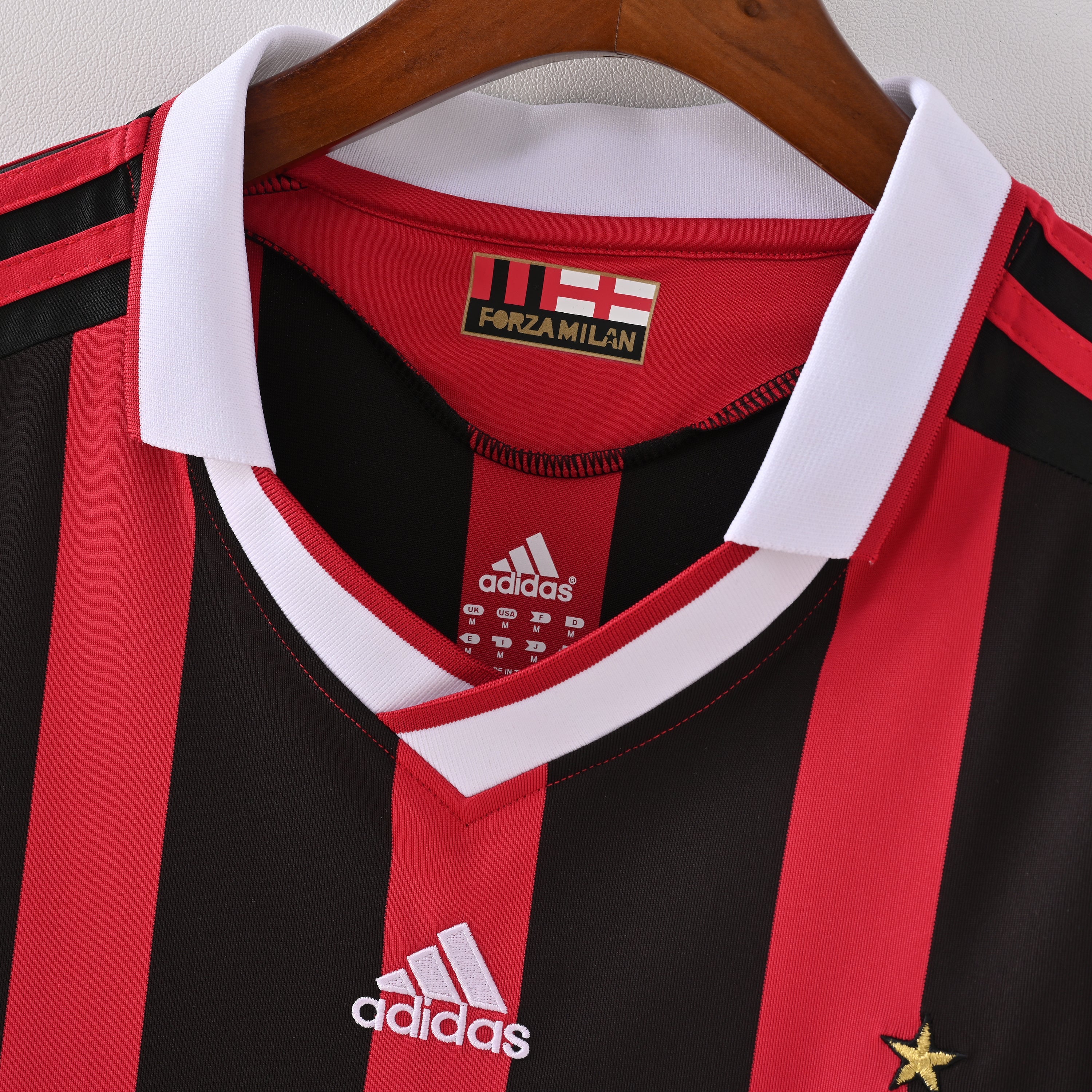 Retro AC Milan 2009/10 Jersey
