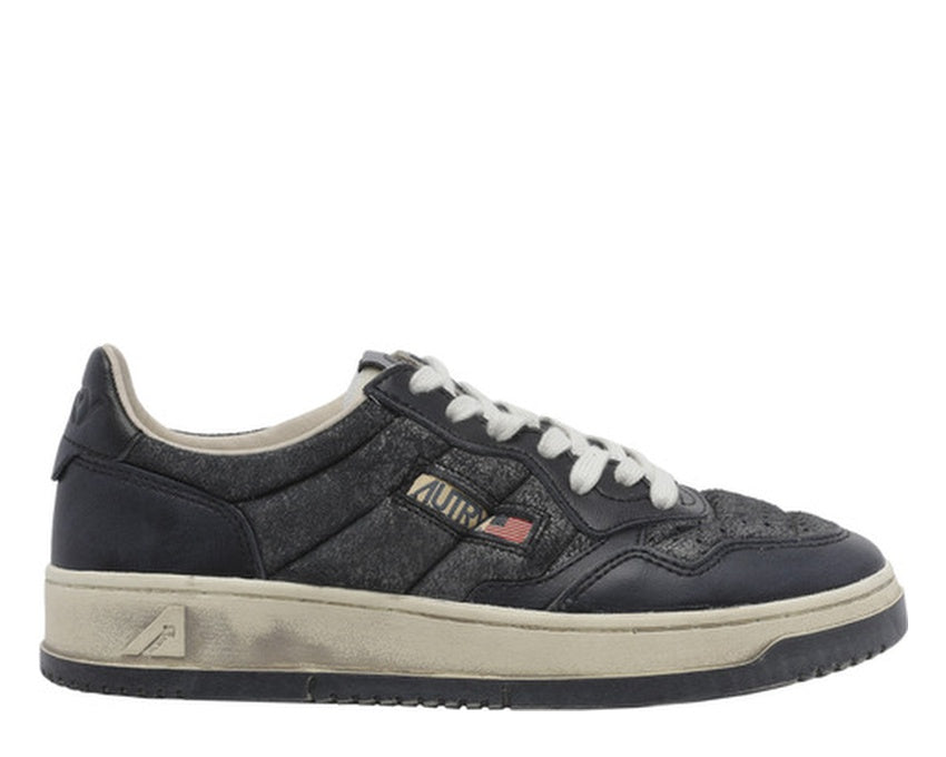 Autry Super Vintage Low "Padded Black"