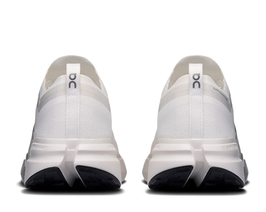 On Cloudsoma "White"