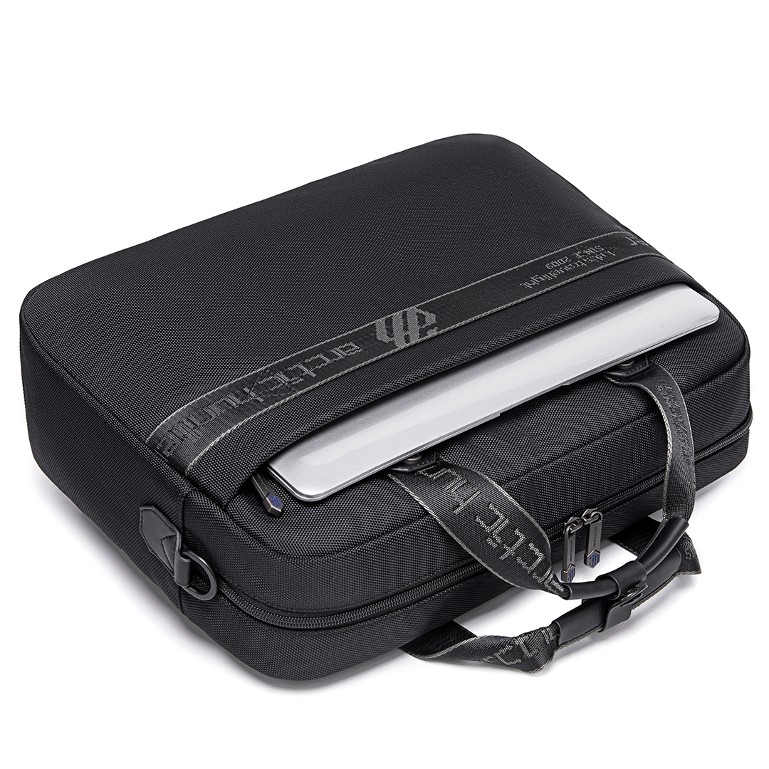 Arctic hunter PC017