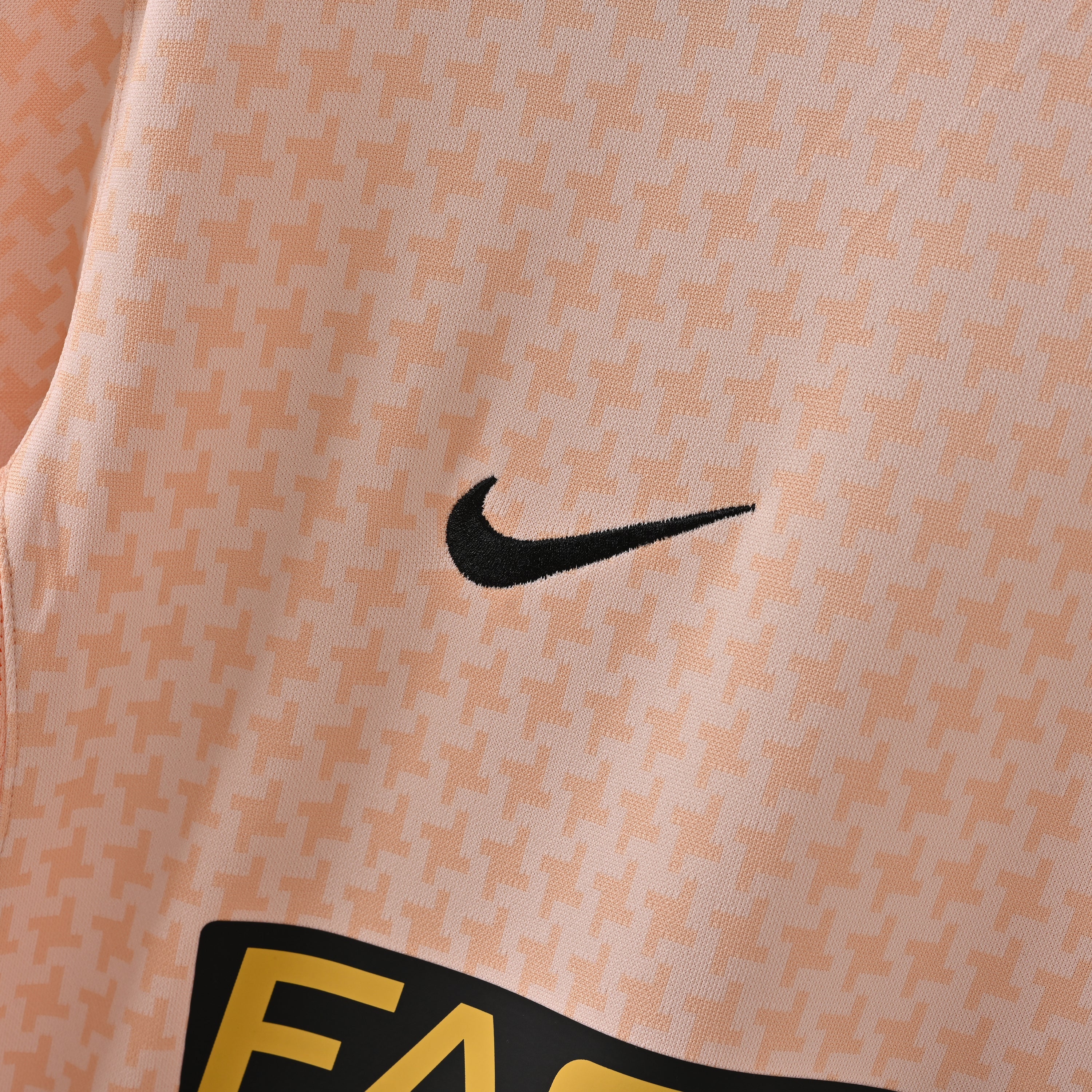 Retro Juventus 2003/04 Jersey