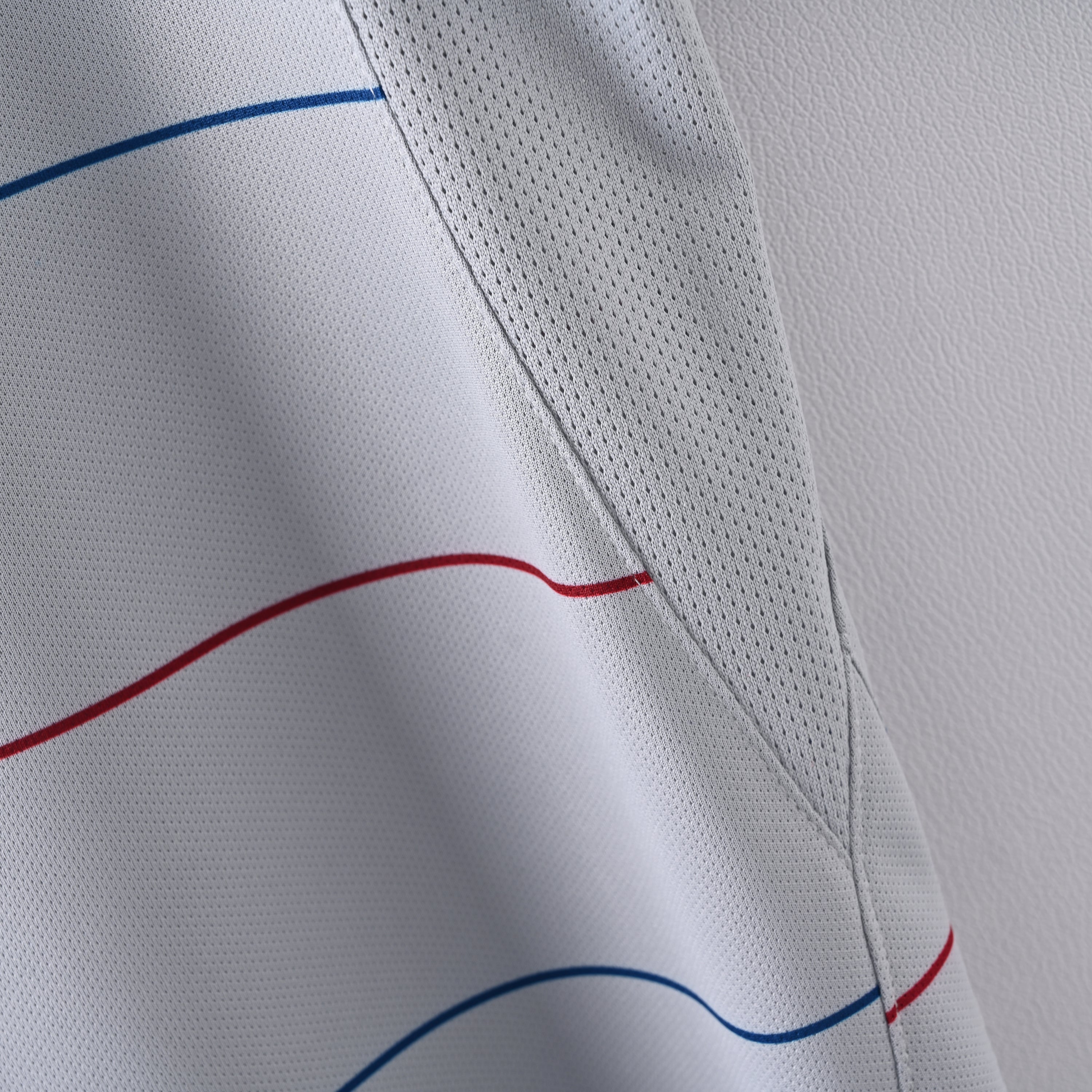 Retro Barcelona 2003/04 Jersey