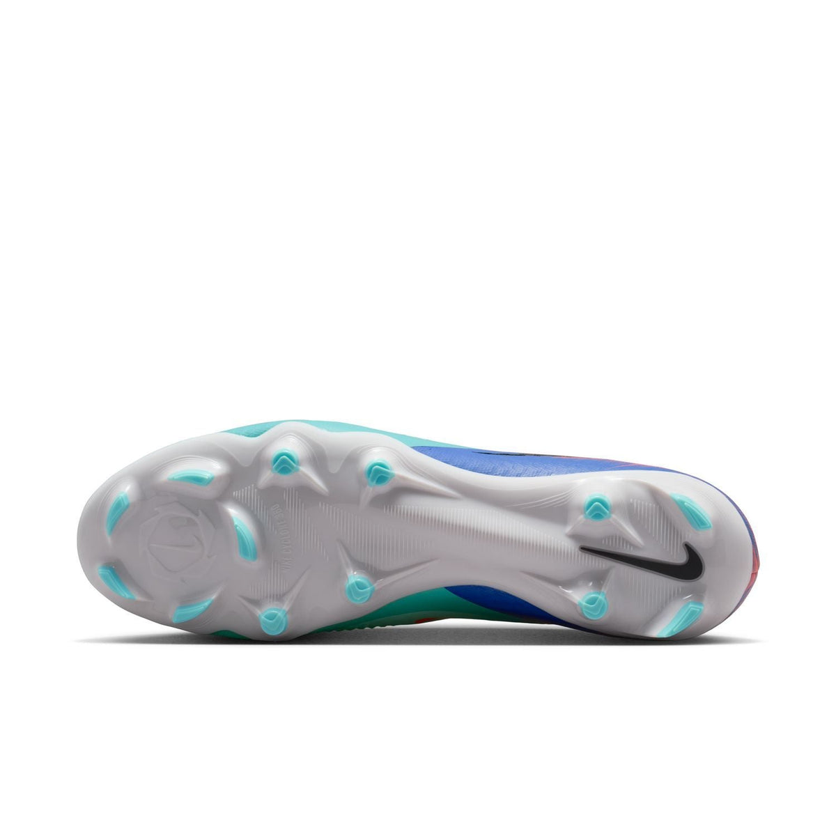Nike United Phantom 6 Low Academy Firm/Multi-Ground Cleats