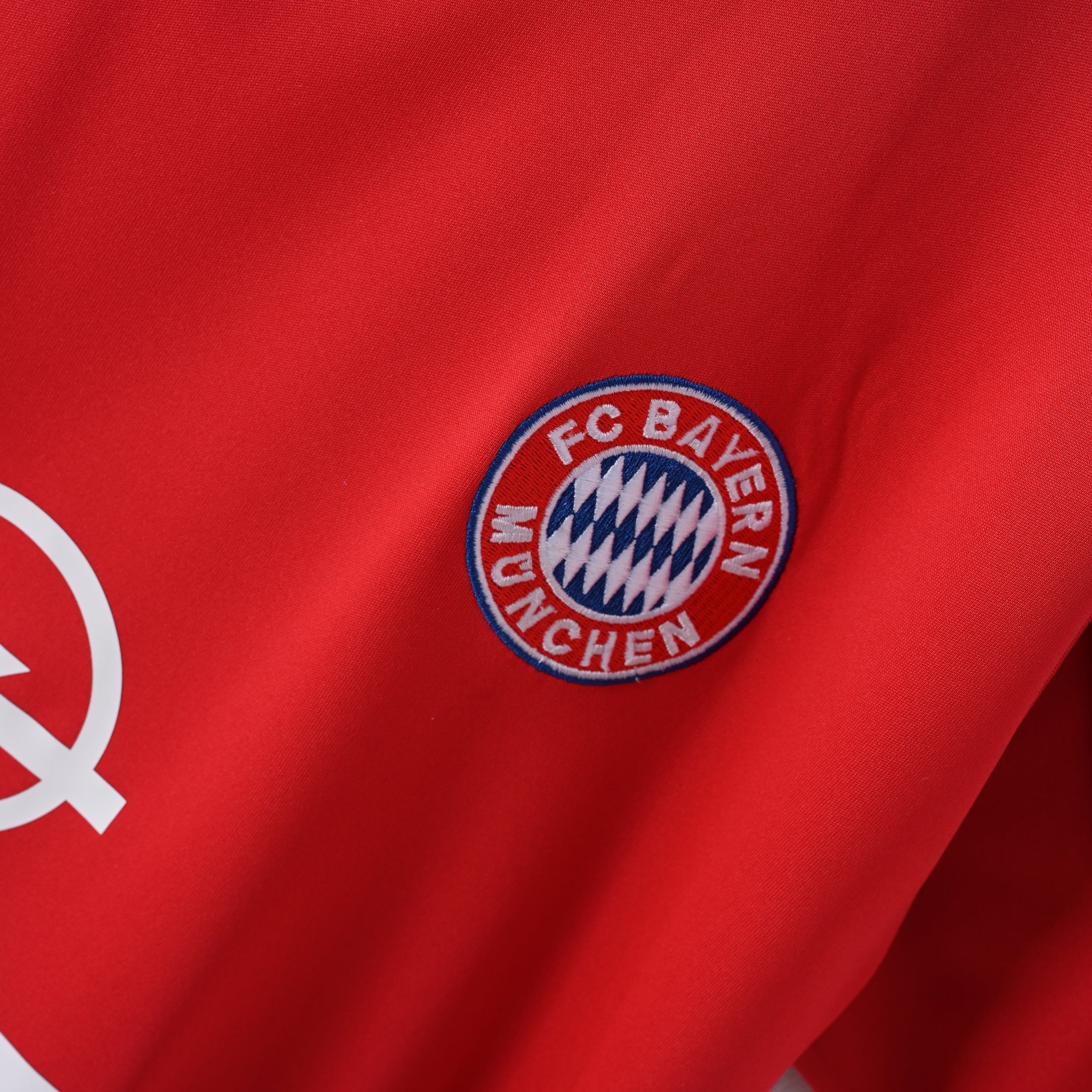 Retro Bayern Munich 2000/01 Jersey