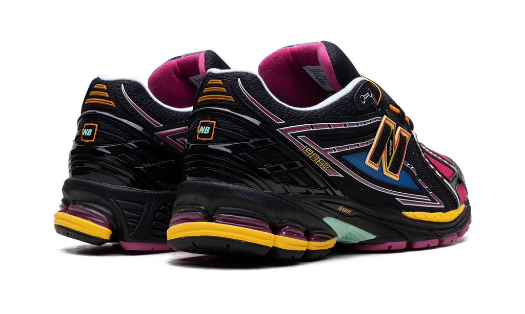 New Balance 1906R Black/Pink