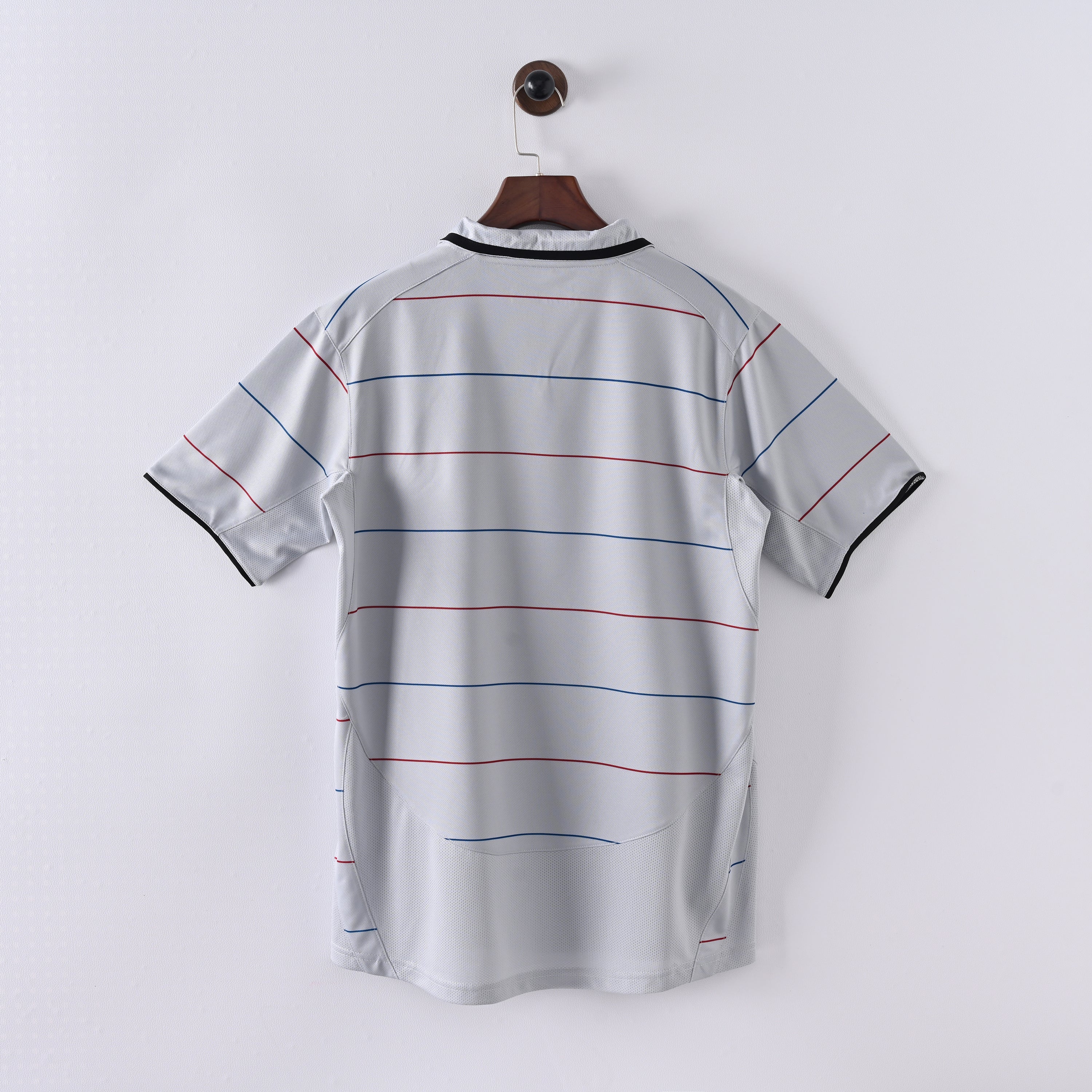 Retro Barcelona 2003/04 Jersey