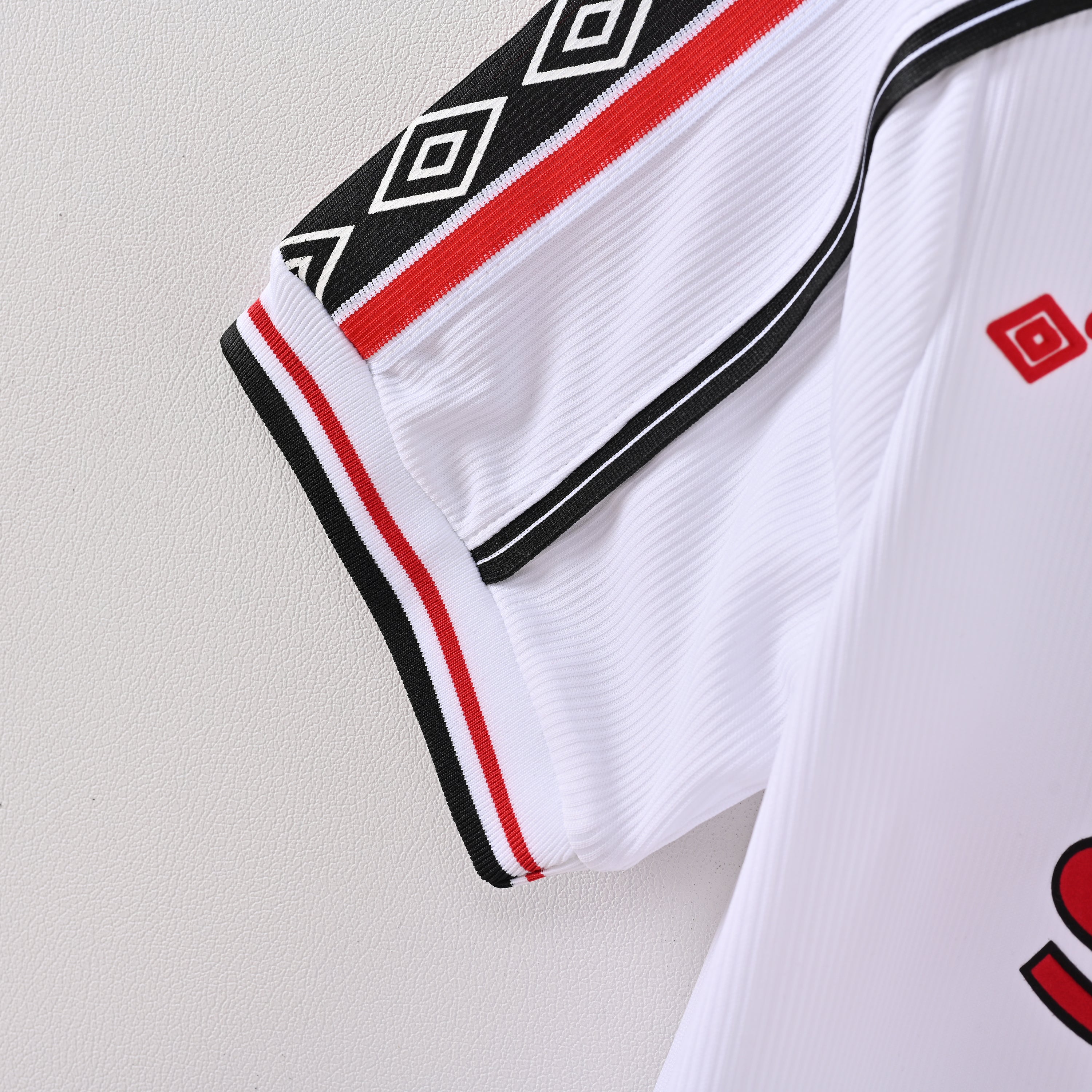 Retro Manchester United 1998/99 Jersey