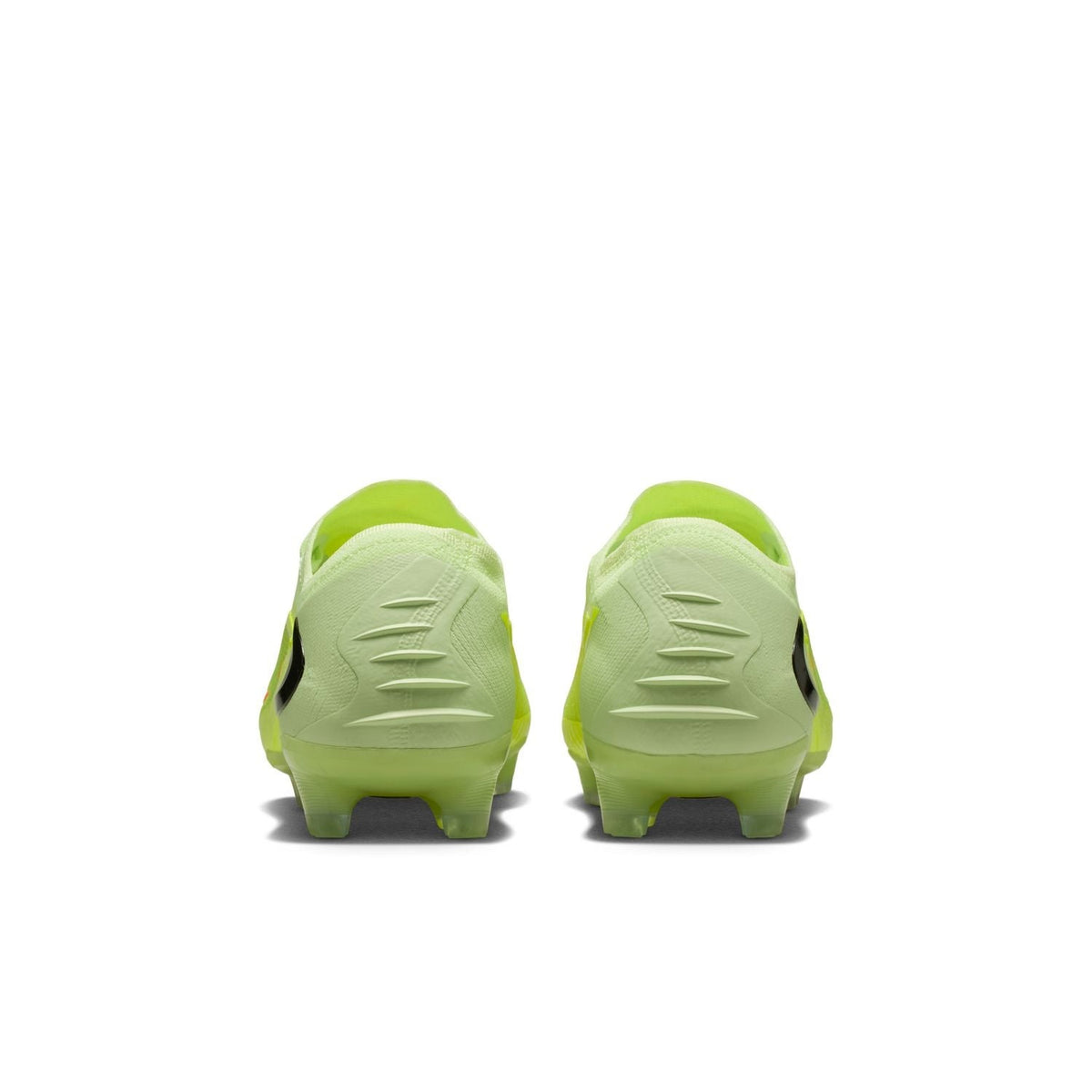 Nike Phantom 6 Low Elite Firm Ground Cleats