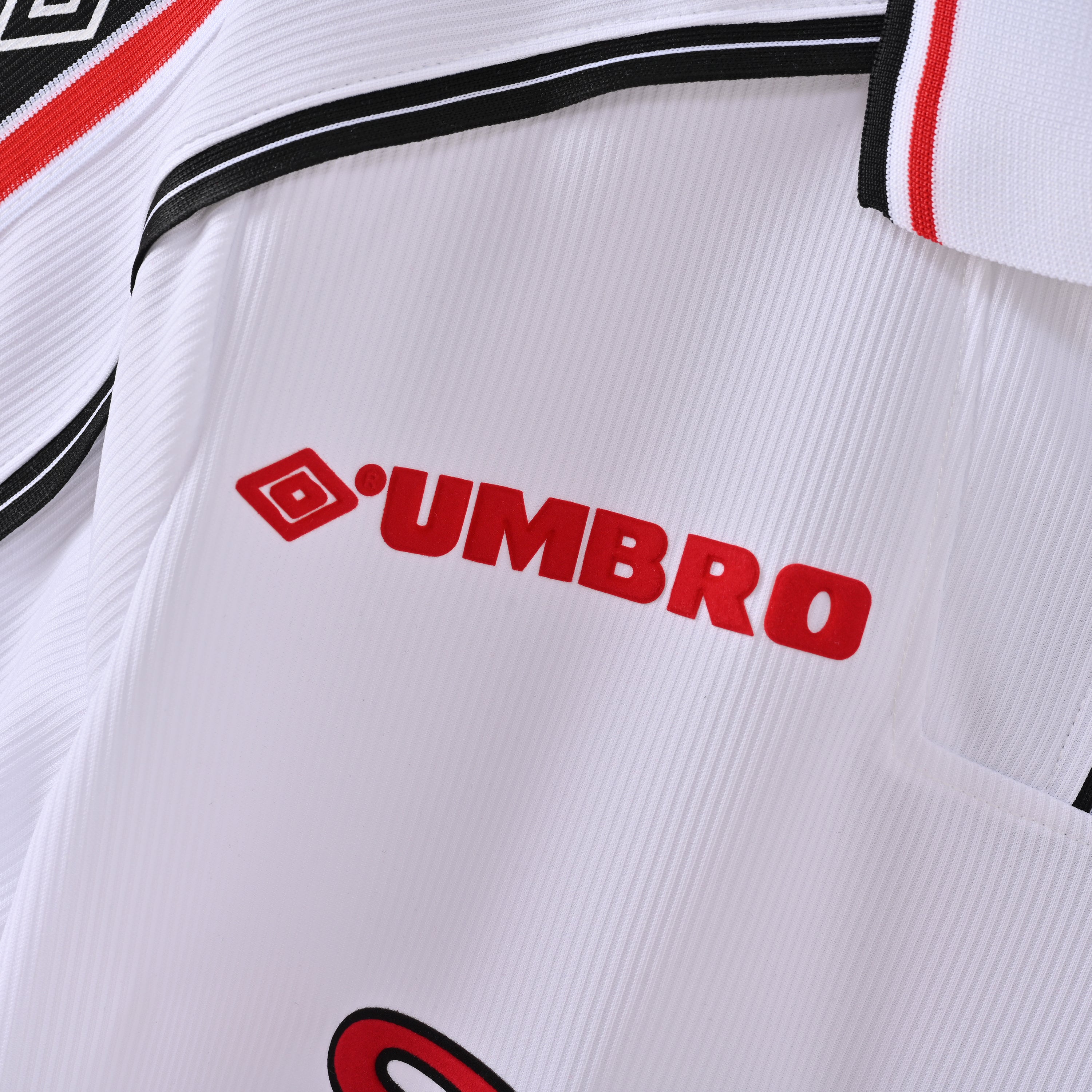 Retro Manchester United 1998/99 Jersey