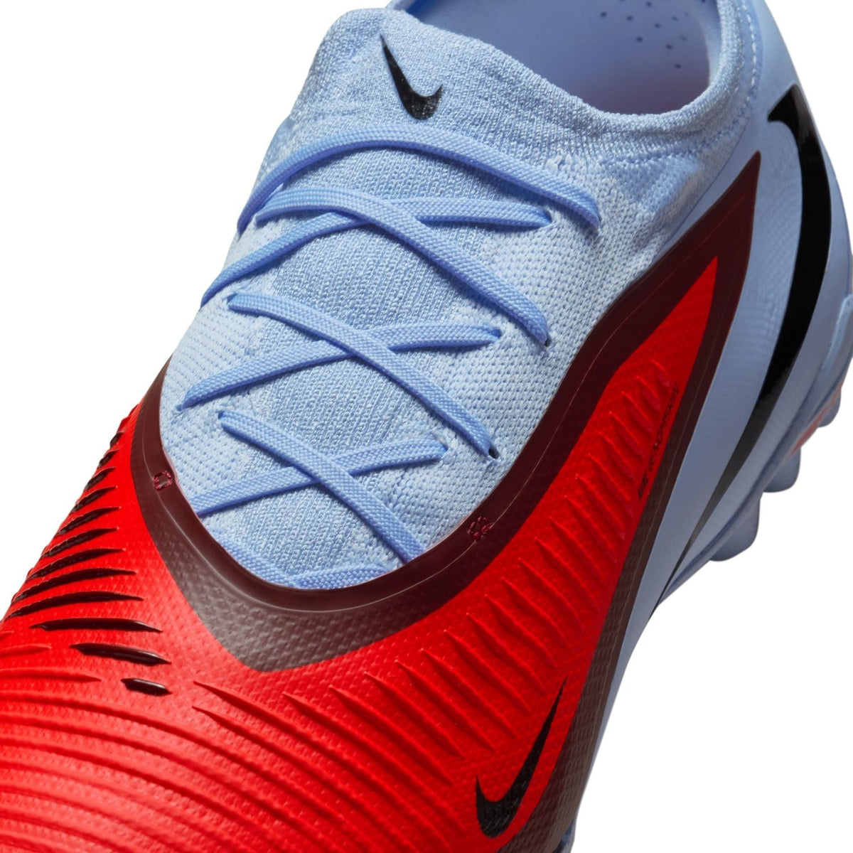 Nike Phantom 6 Low Pro Turf Shoes