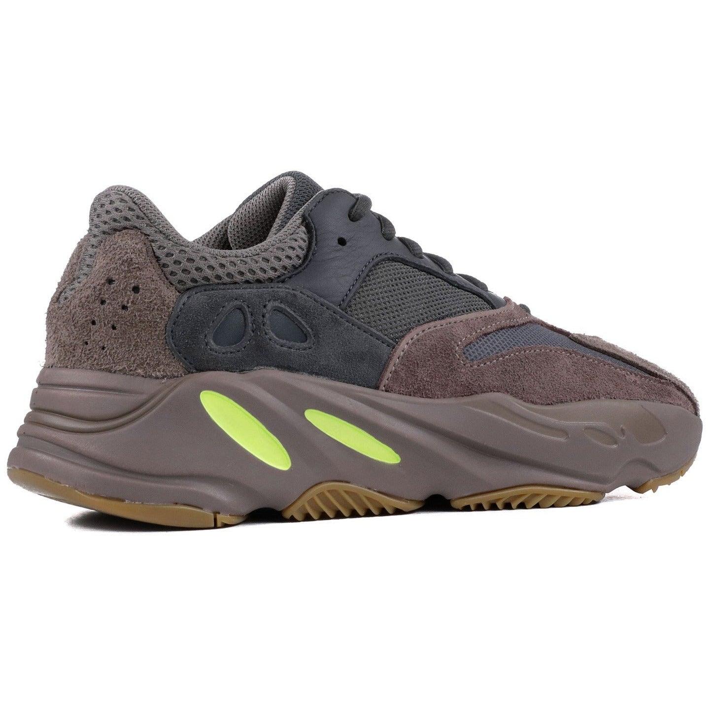 Yeezy 700 Mauve