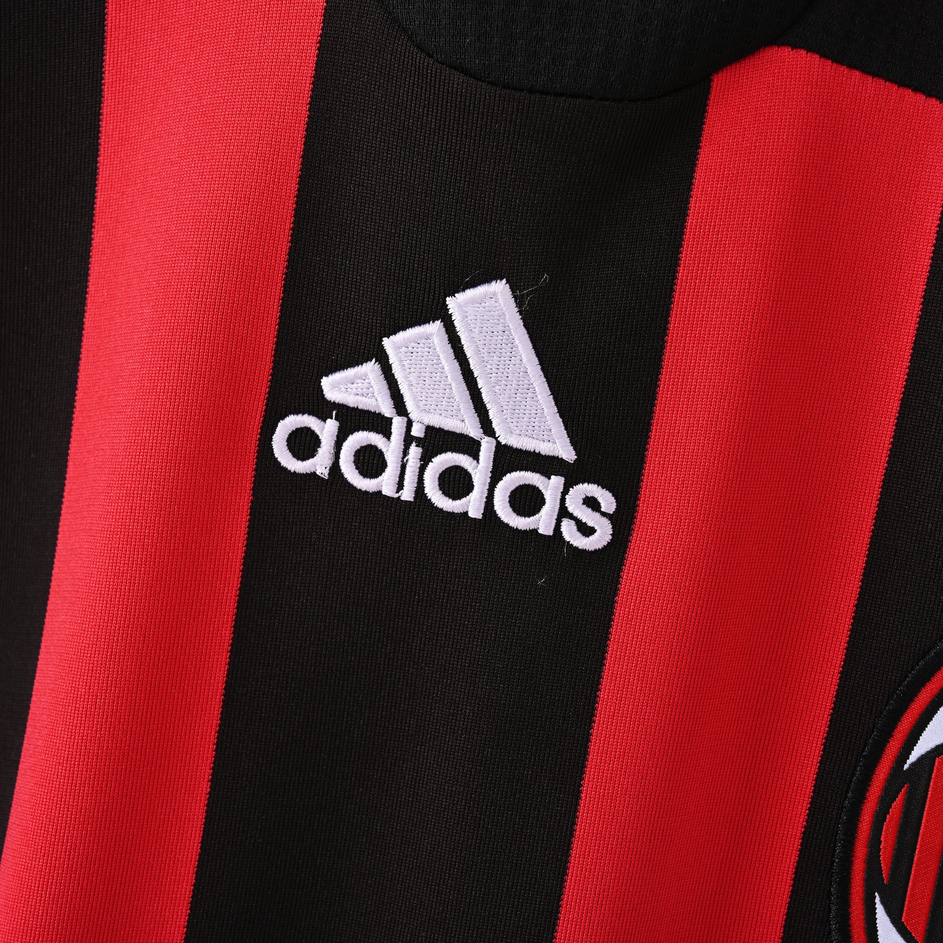 Retro AC Milan 2006/07 Jersey