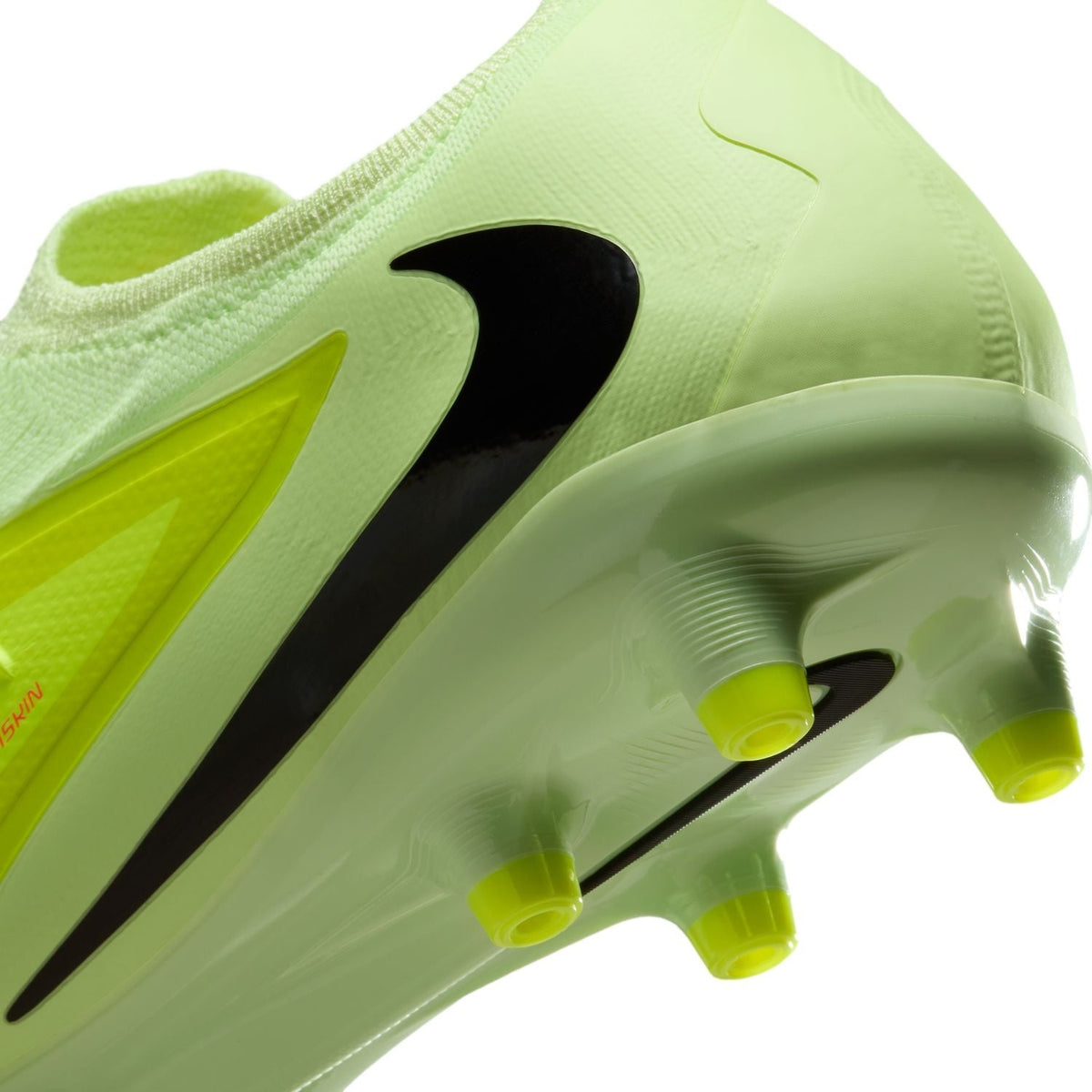 Nike Phantom 6 Low Pro Artificial Grass Cleats