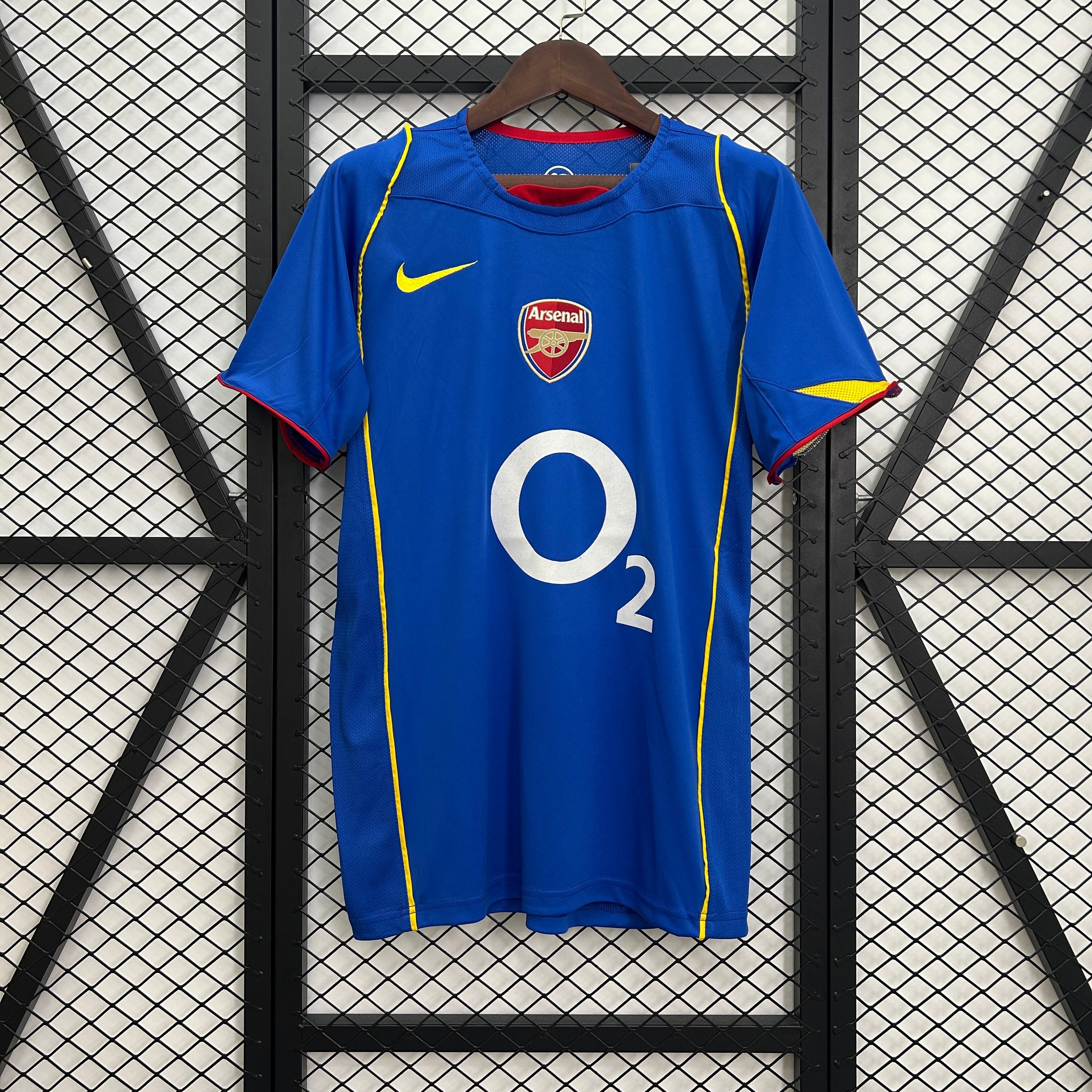 Retro Arsenal Jersey 2004/05