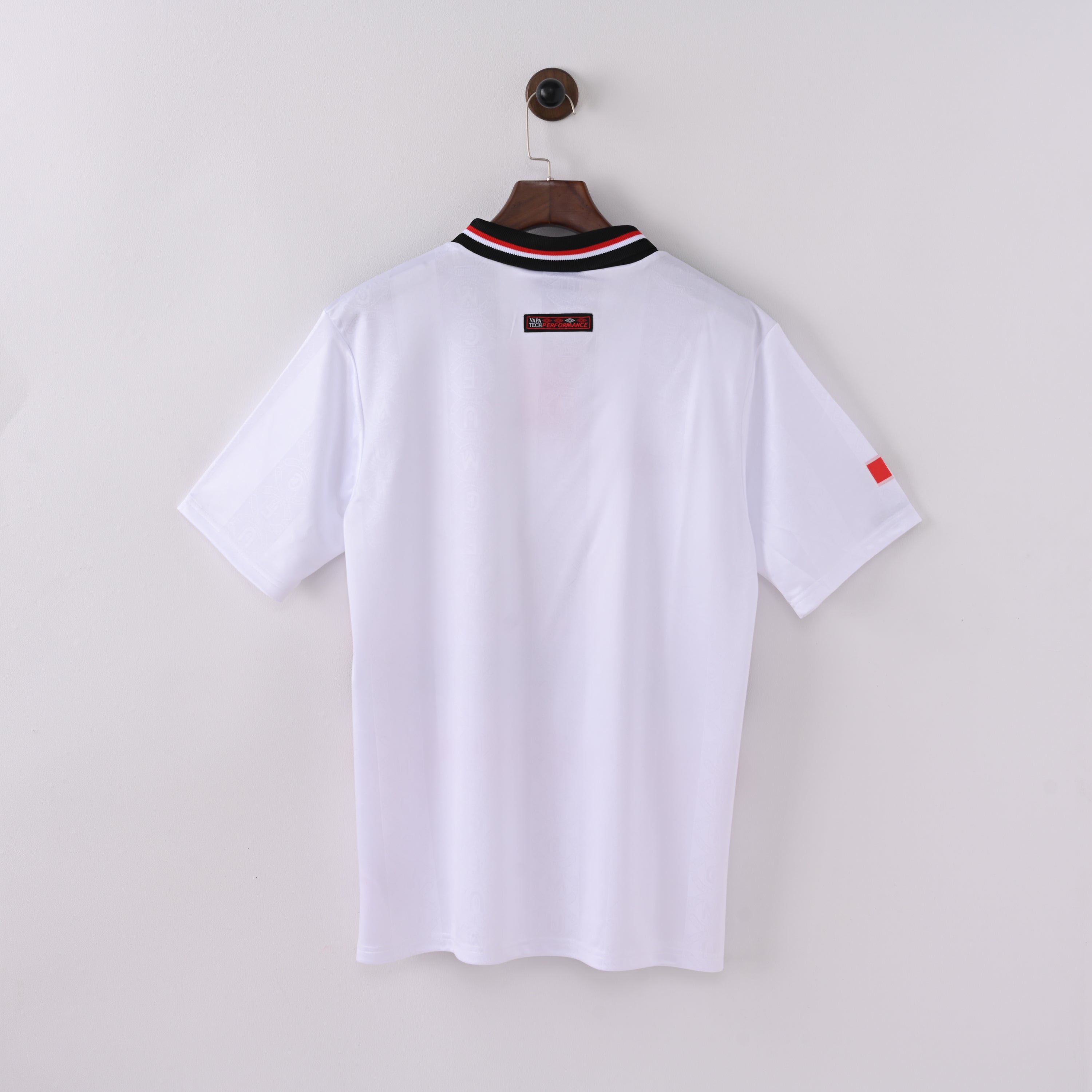 Retro Manchester United 1998/99 Jersey