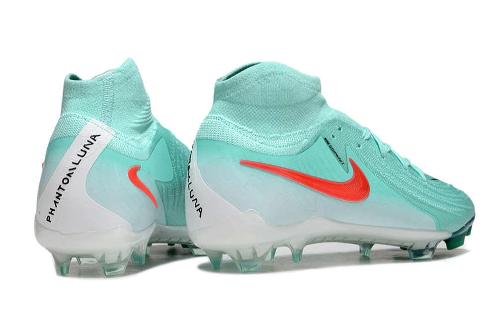 Nike Phantom Luna