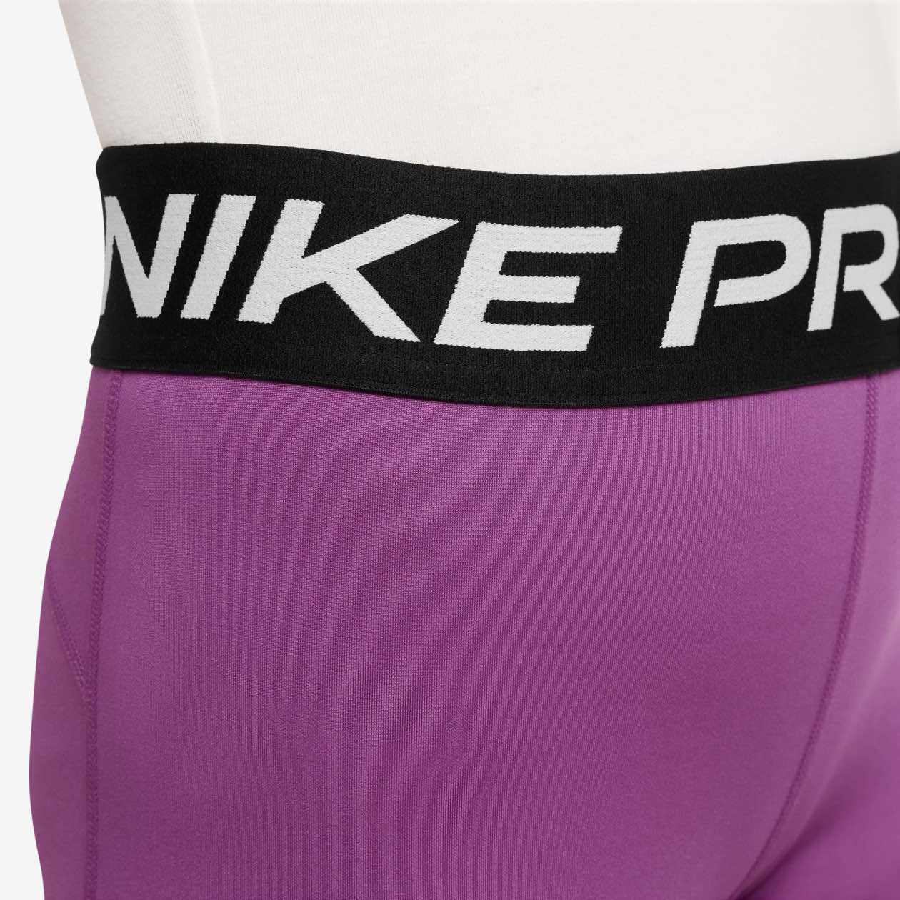 Nike Pro
