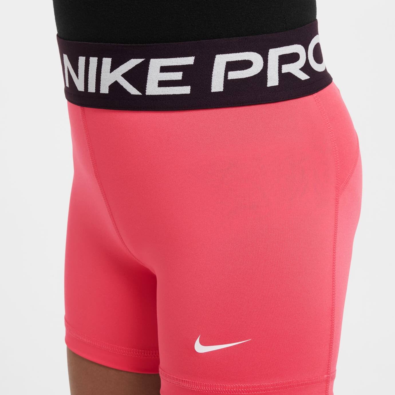 Nike Pro