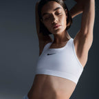 Nike Swoosh Medium Support