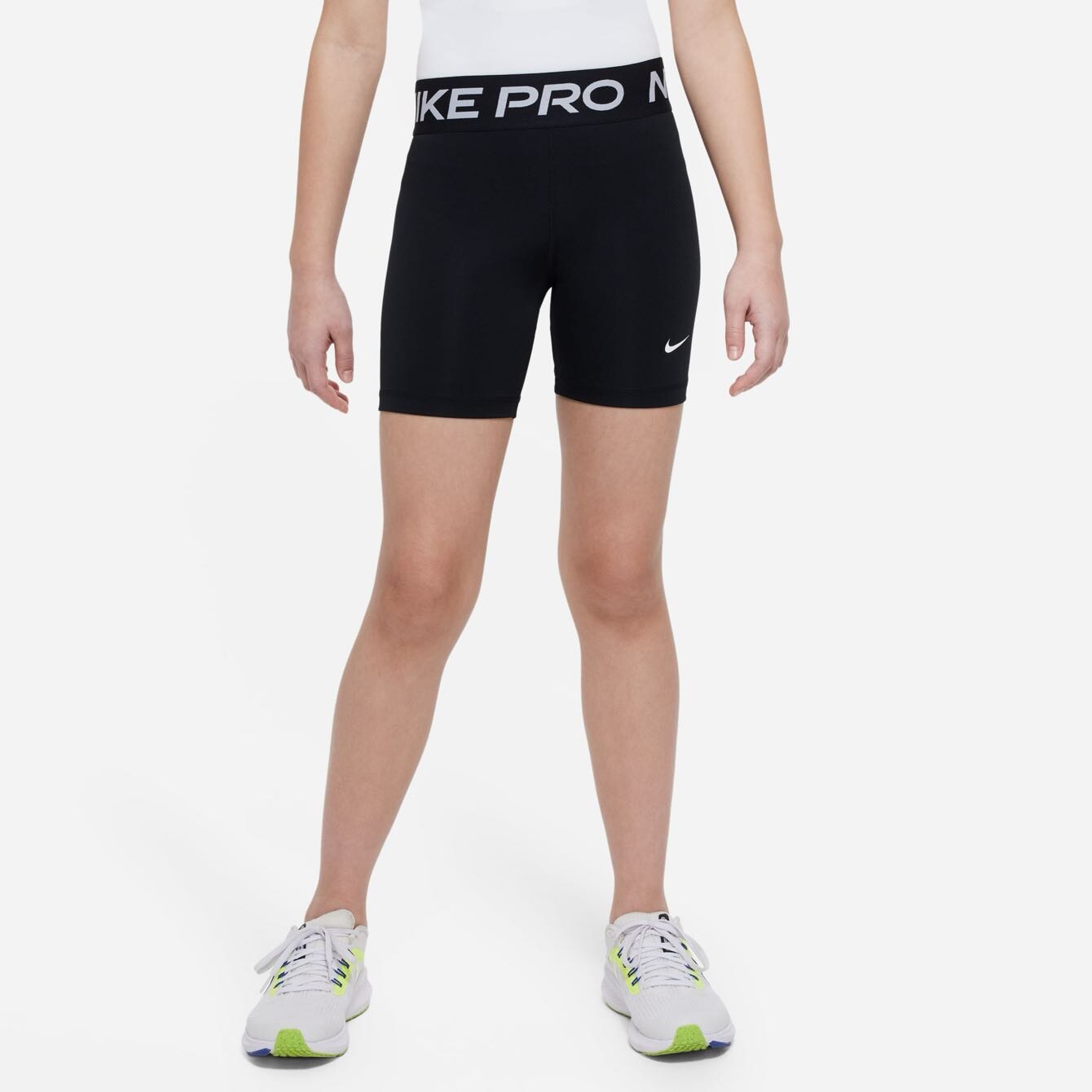 Nike Pro Girls 5" Shorts