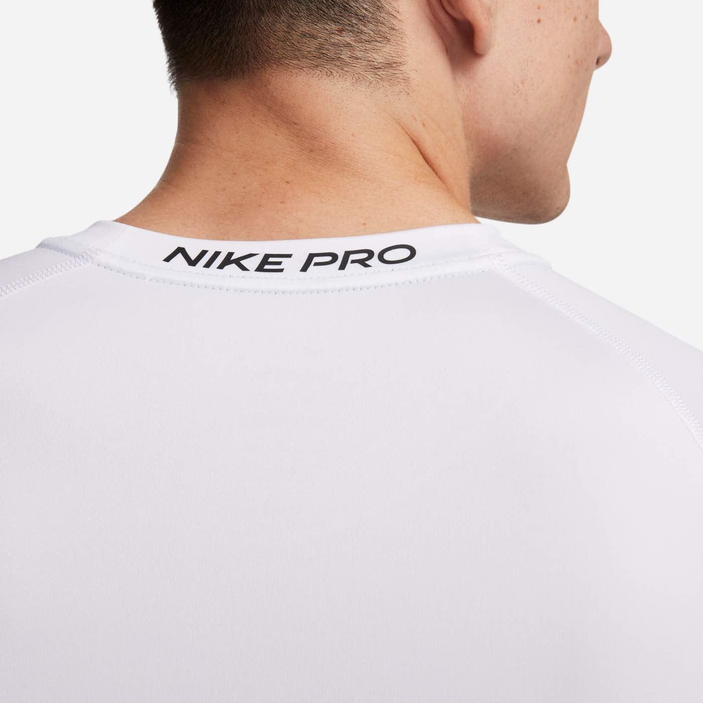 Nike Pro