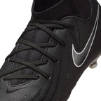 Nike Junior Phantom Luna II Academy FG/MG Soccer Cleat - Black/Black